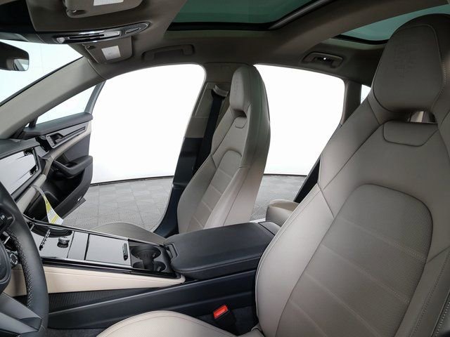 New 2026 Porsche Panamera image 5