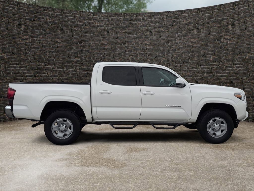 Used 2023 Toyota Tacoma SR5 RWD image 3