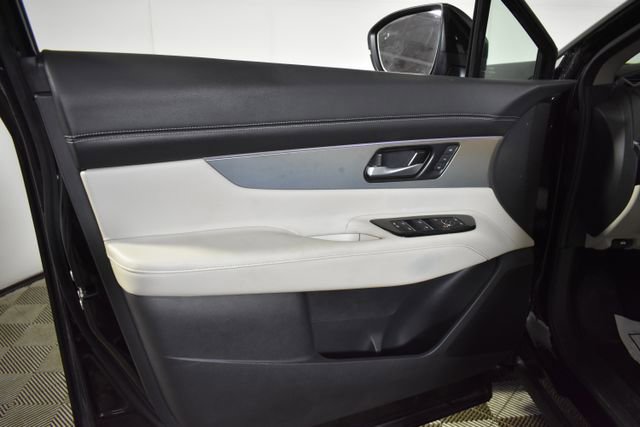 Certified 2025 Nissan Murano SL image 7