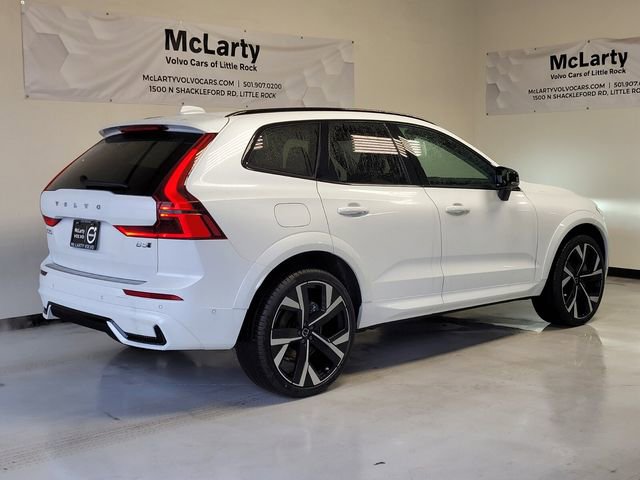 New 2026 Volvo XC60 B5 Ultra w/ Protection Package Premier image 3