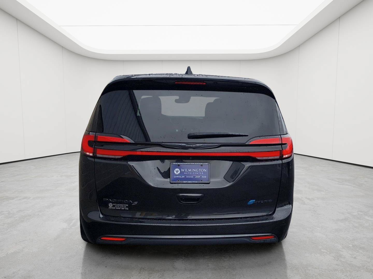 Used 2022 Chrysler Pacifica Touring-L w/ S Appearance Package FWD image 40