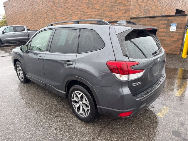 Used 2021 Subaru Forester Premium w/ Popular Package #1 AWD/4WD image 4
