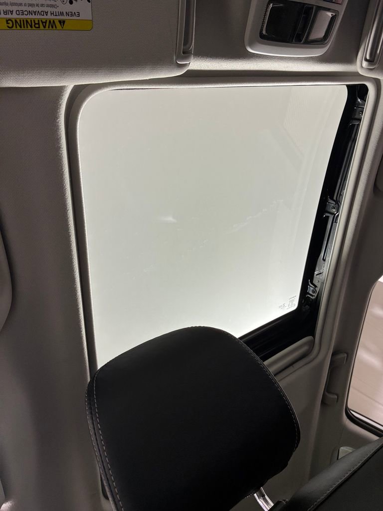 Used 2016 Subaru Forester 2.5i Touring w/ Eyesight & Navigation System image 30