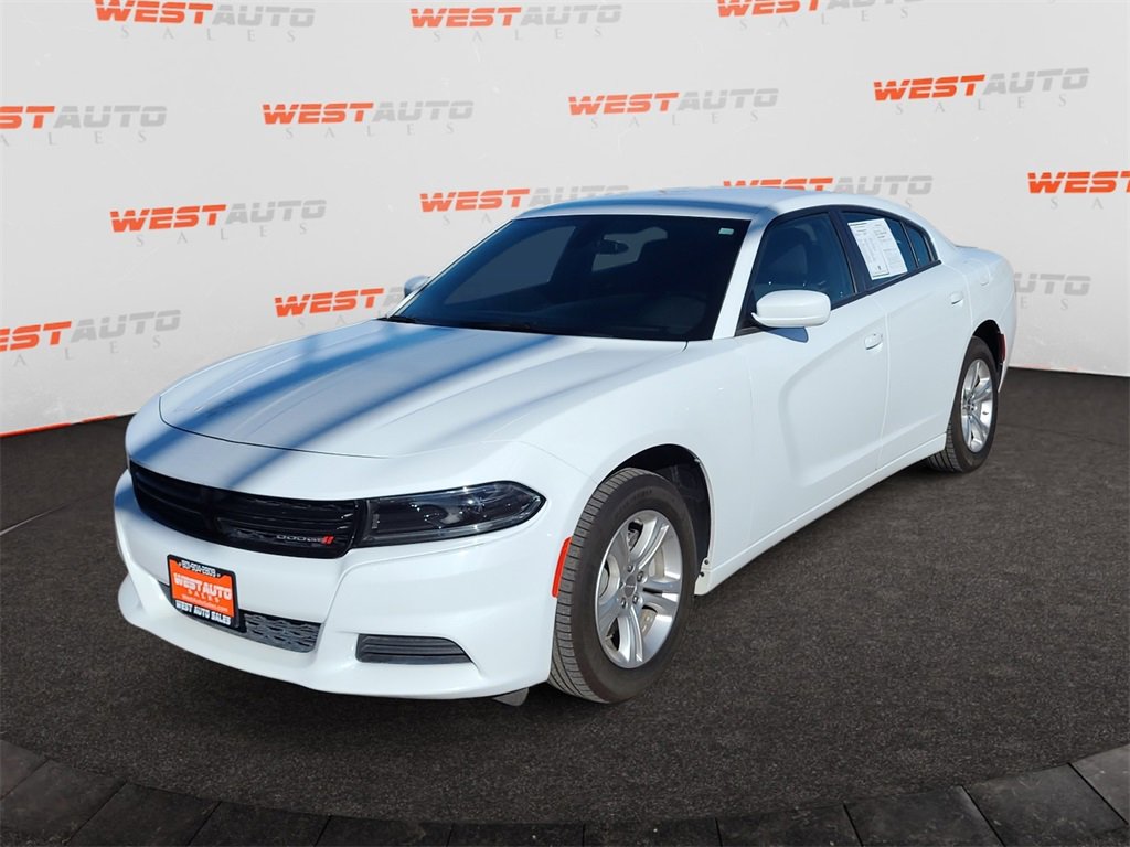 Used 2022 Dodge Charger SXT image 1