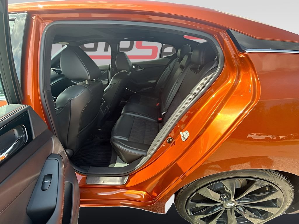 Used 2022 Nissan Maxima SR w/ Sport Mat Group FWD image 26