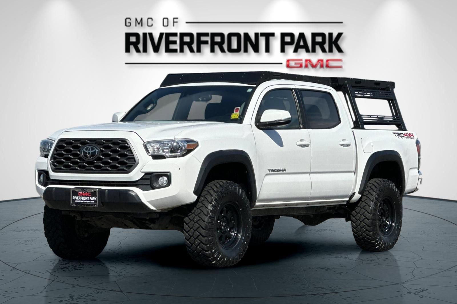 Used 2020 Toyota Tacoma TRD Off-Road AWD/4WD image 7