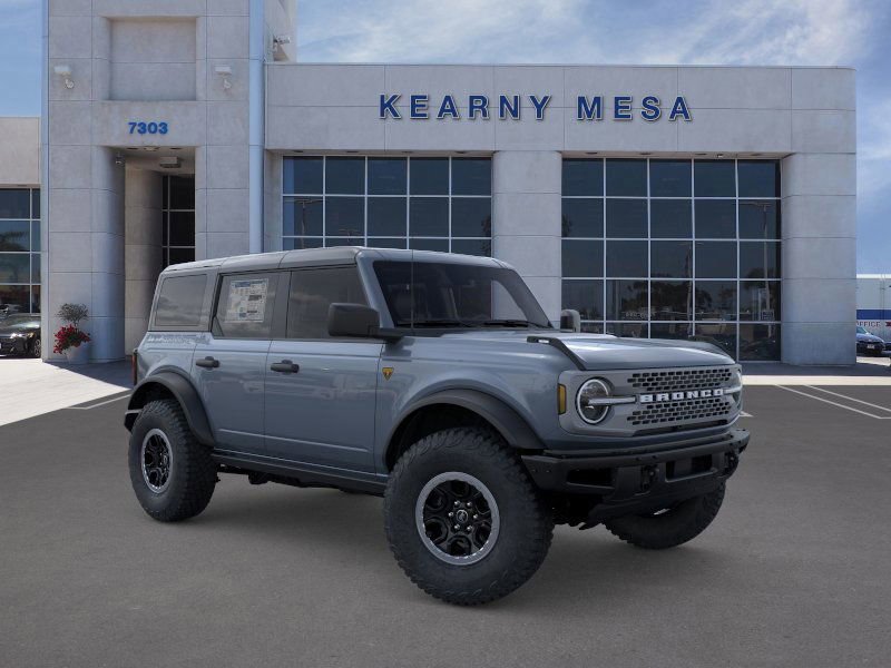New 2025 Ford Bronco Badlands image 7