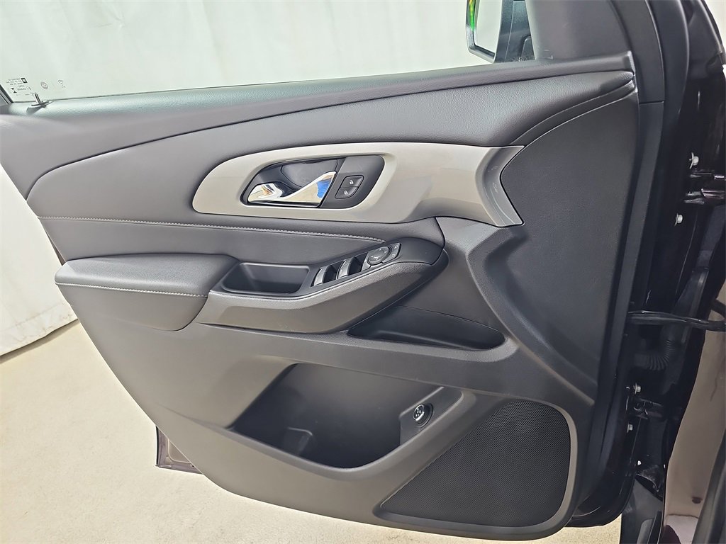 Certified 2023 Chevrolet Traverse LT image 34
