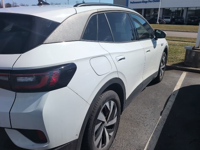 Used 2023 Volkswagen ID.4 Pro image 4