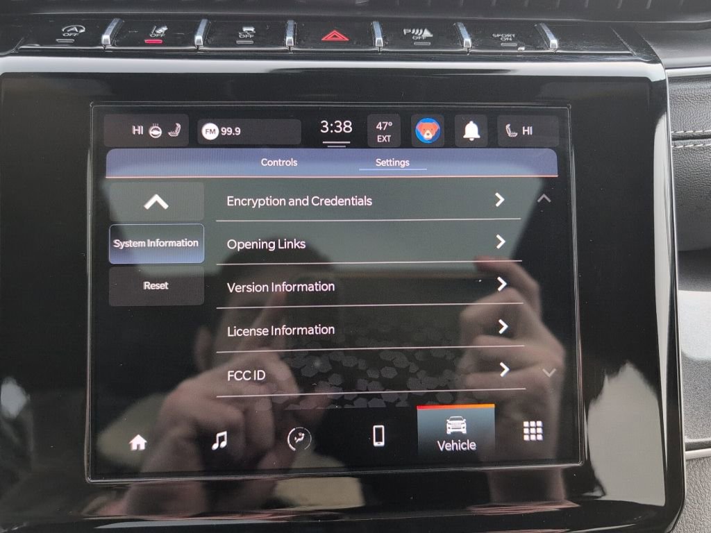 Used 2023 Jeep Grand Cherokee Altitude image 55