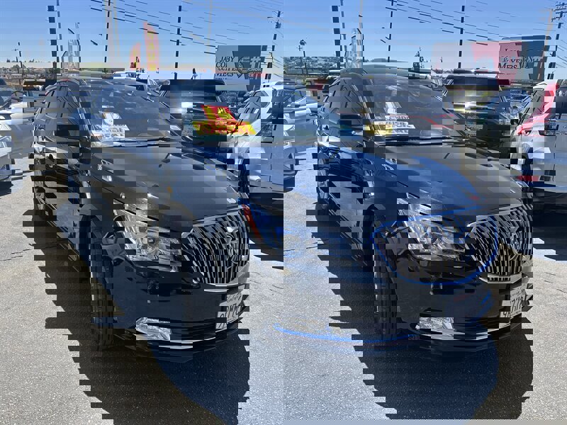 Used 2016 Buick LaCrosse image 11