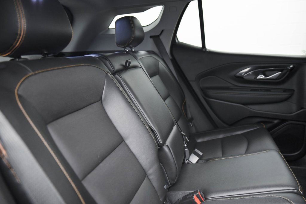 Used 2024 GMC Terrain AT4 image 14
