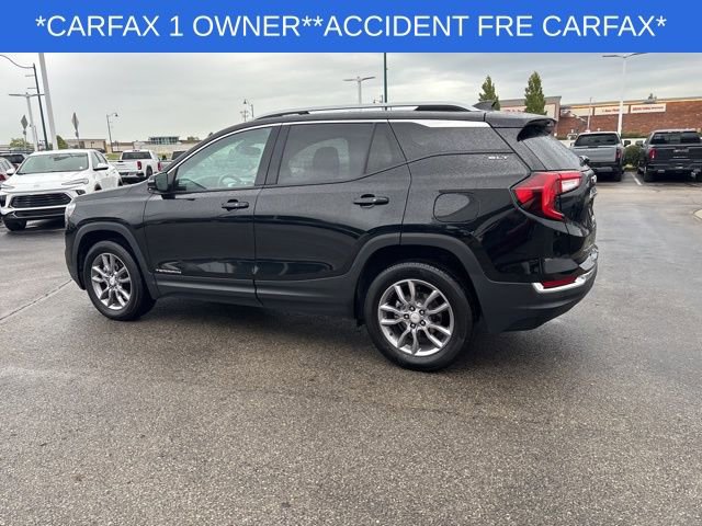 Used 2023 GMC Terrain SLT image 8