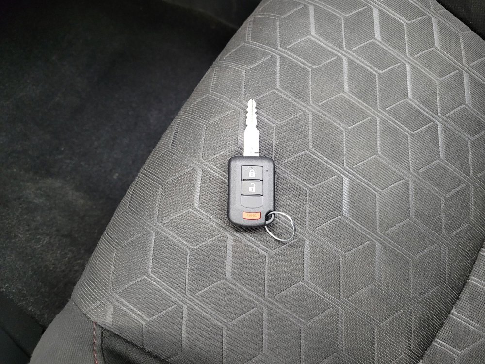 Used 2021 Mitsubishi Outlander Sport LE FWD image 32