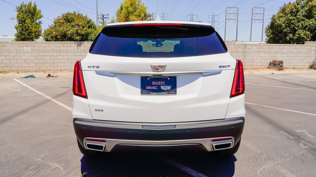 New 2026 Cadillac XT5 Premium Luxury AWD/4WD image 8