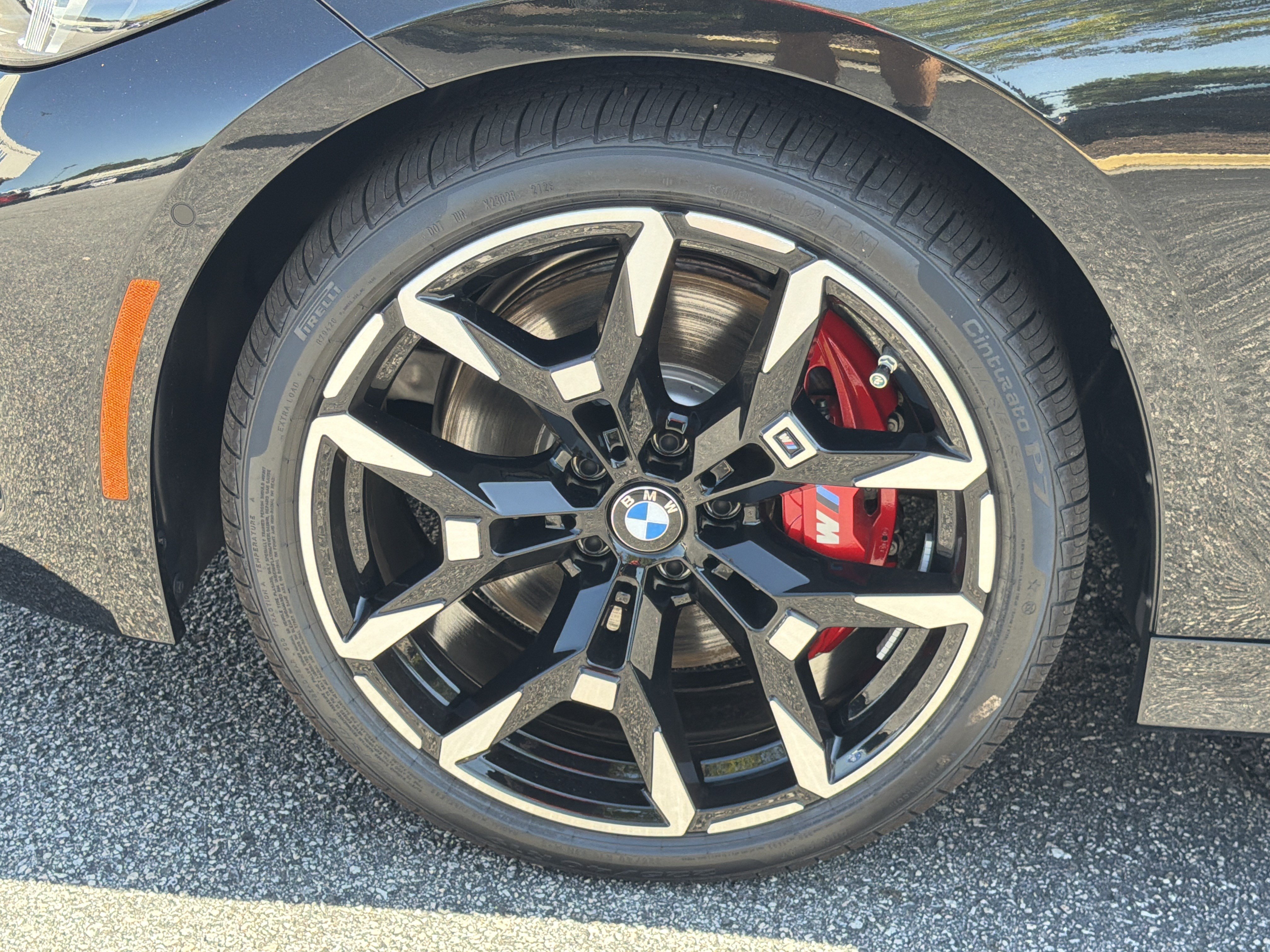 New 2026 BMW 330i Sedan w/ M Sport Package RWD image 28