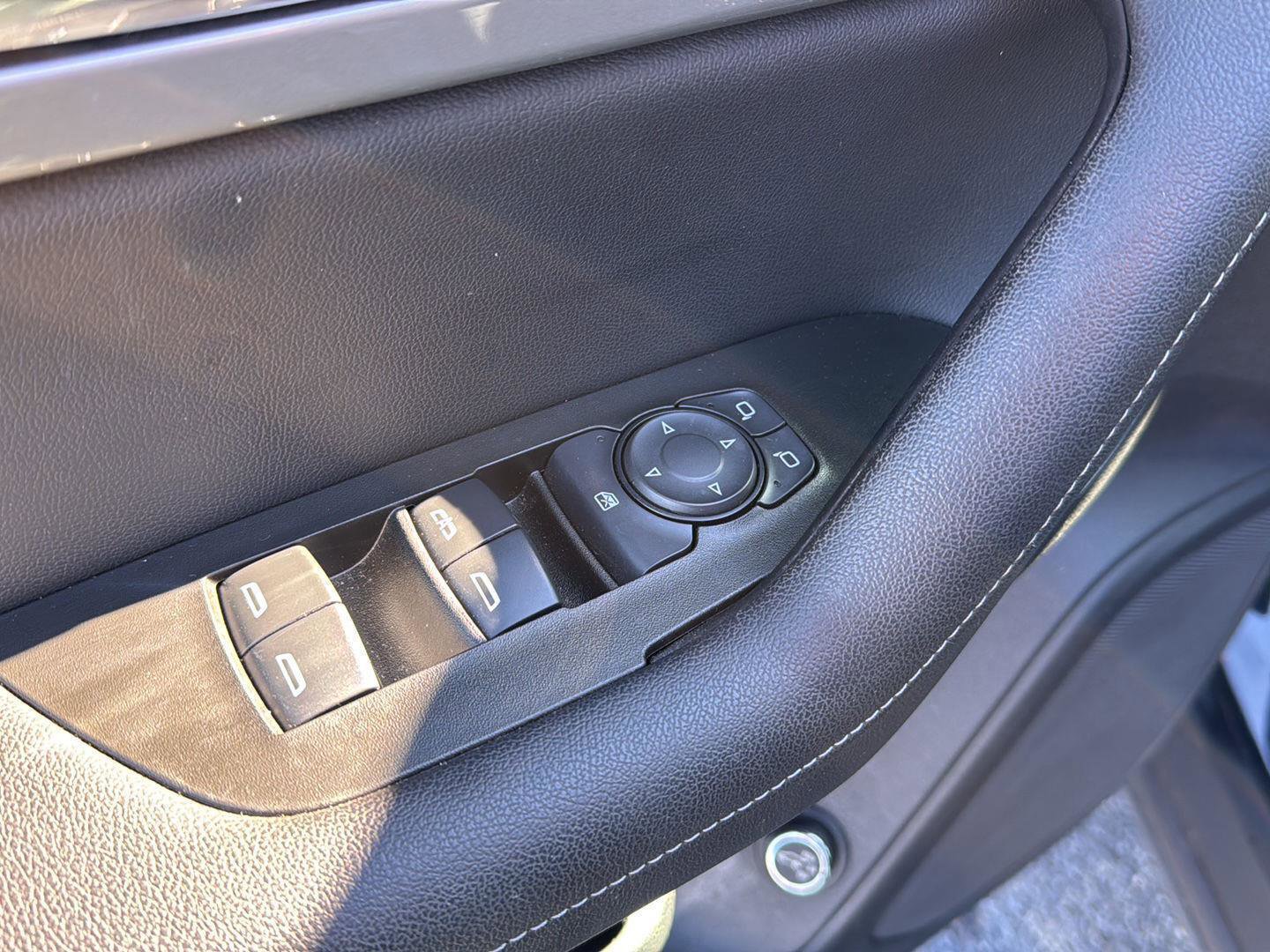 Certified 2020 Chevrolet Blazer LT image 27