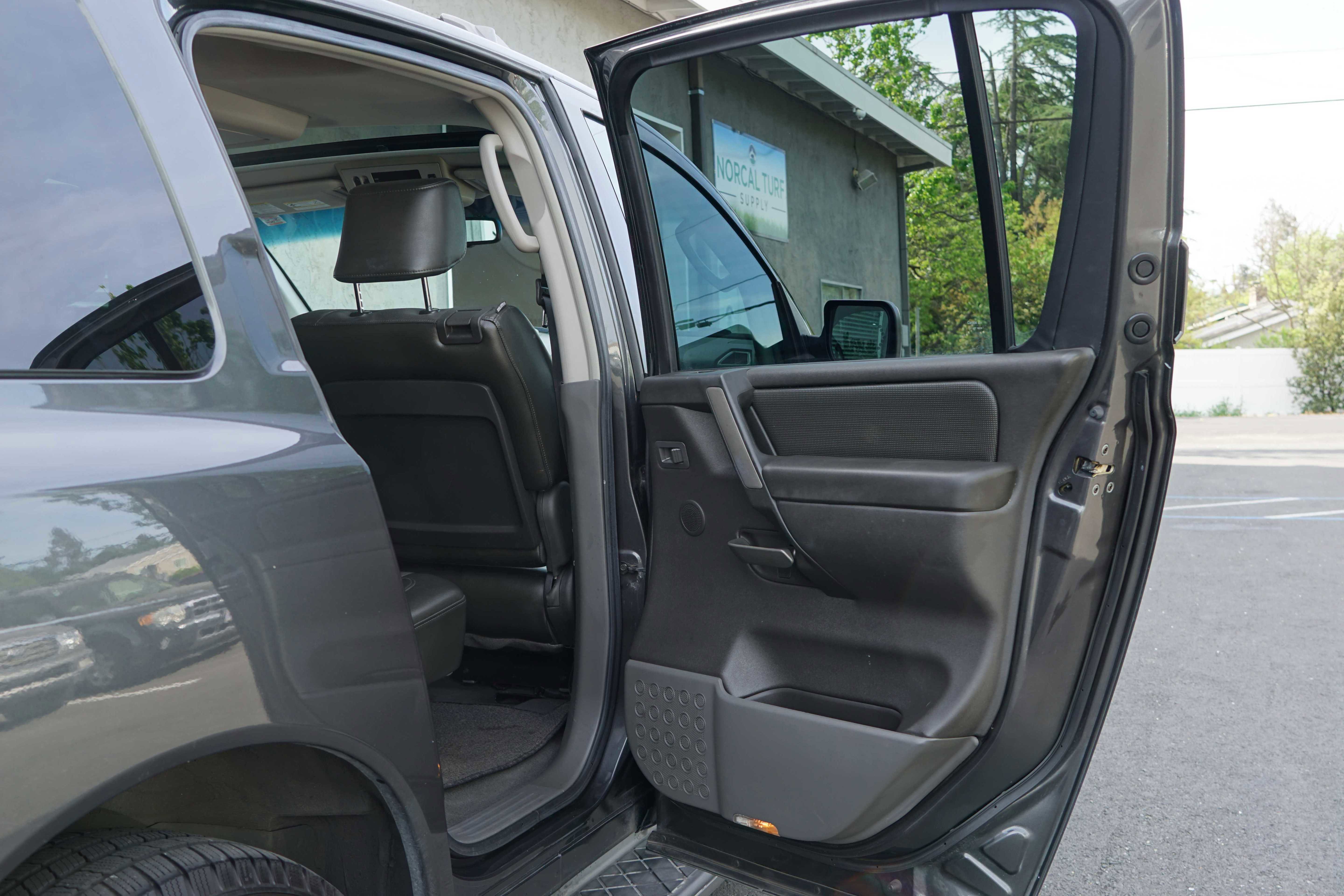 Used 2006 Nissan Armada LE w/ (U06) Technology Pkg (LE) image 26