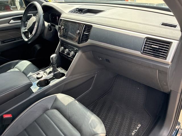 Used 2022 Volkswagen Atlas Cross Sport SEL Premium R-Line image 12