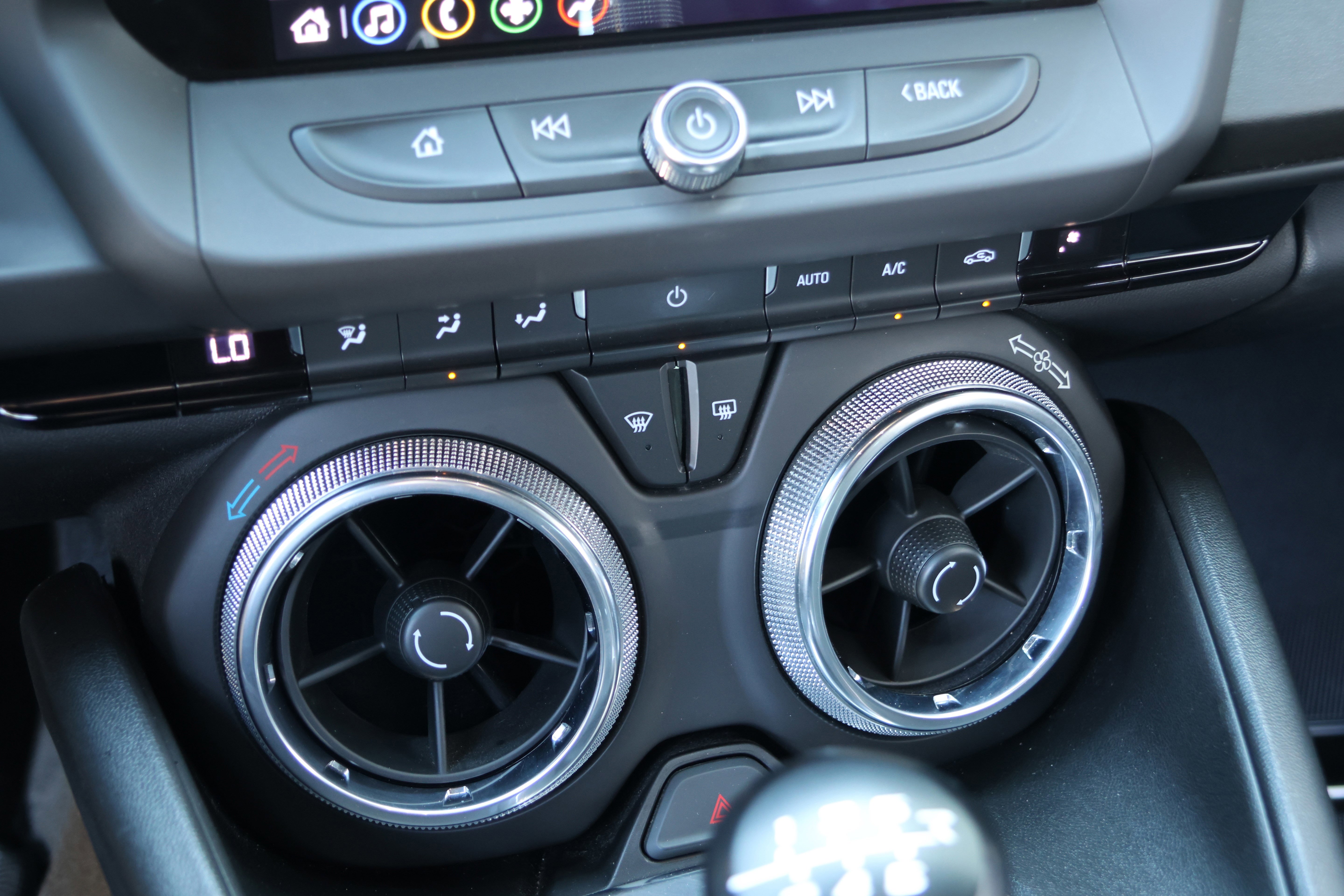 Used 2020 Chevrolet Camaro SS RWD image 28