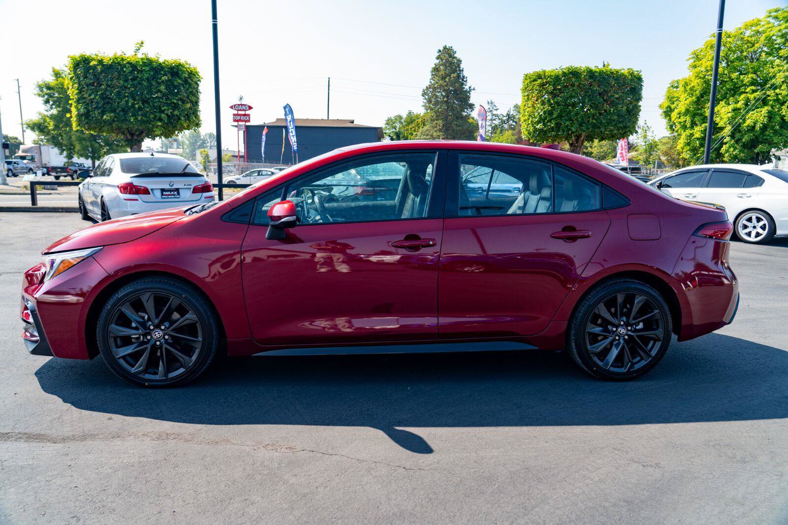 Used 2024 Toyota Corolla XSE FWD image 9