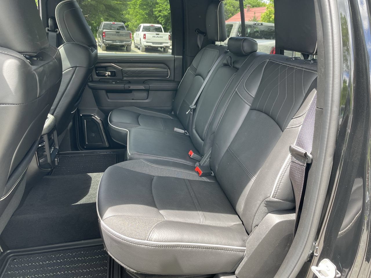 New 2026 RAM 3500 Limited AWD/4WD image 23