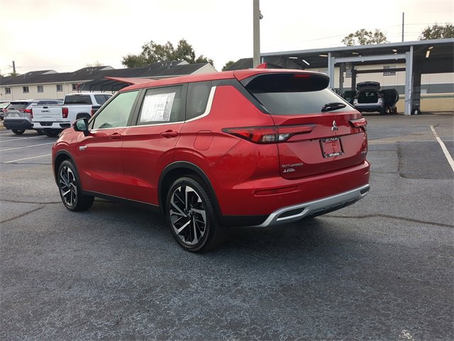 New 2025 Mitsubishi Outlander SE image 4