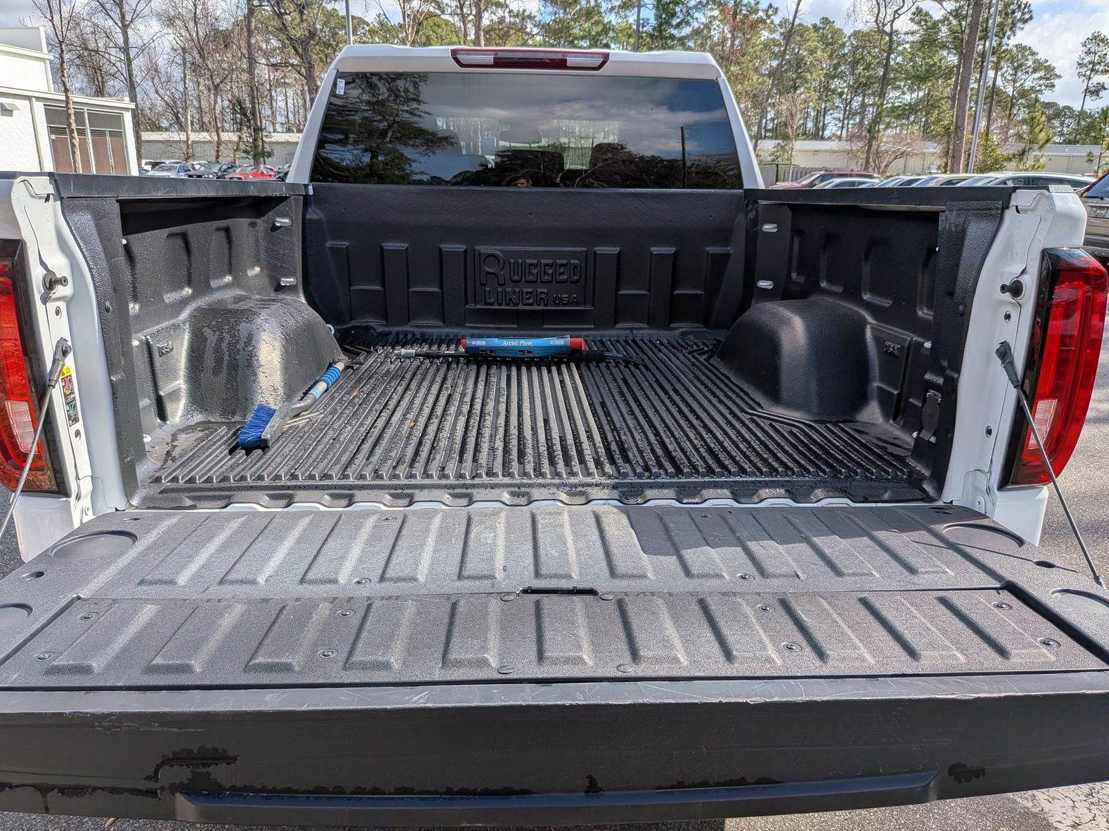 Used 2025 GMC Sierra 1500 SLT image 31