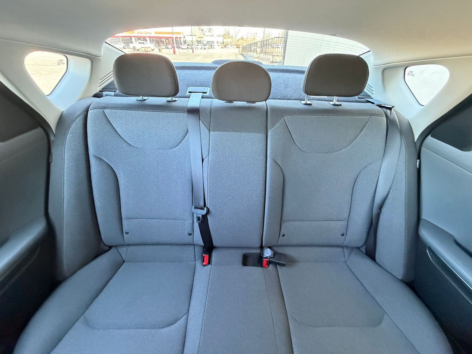 Used 2025 Kia K4 LXS image 36