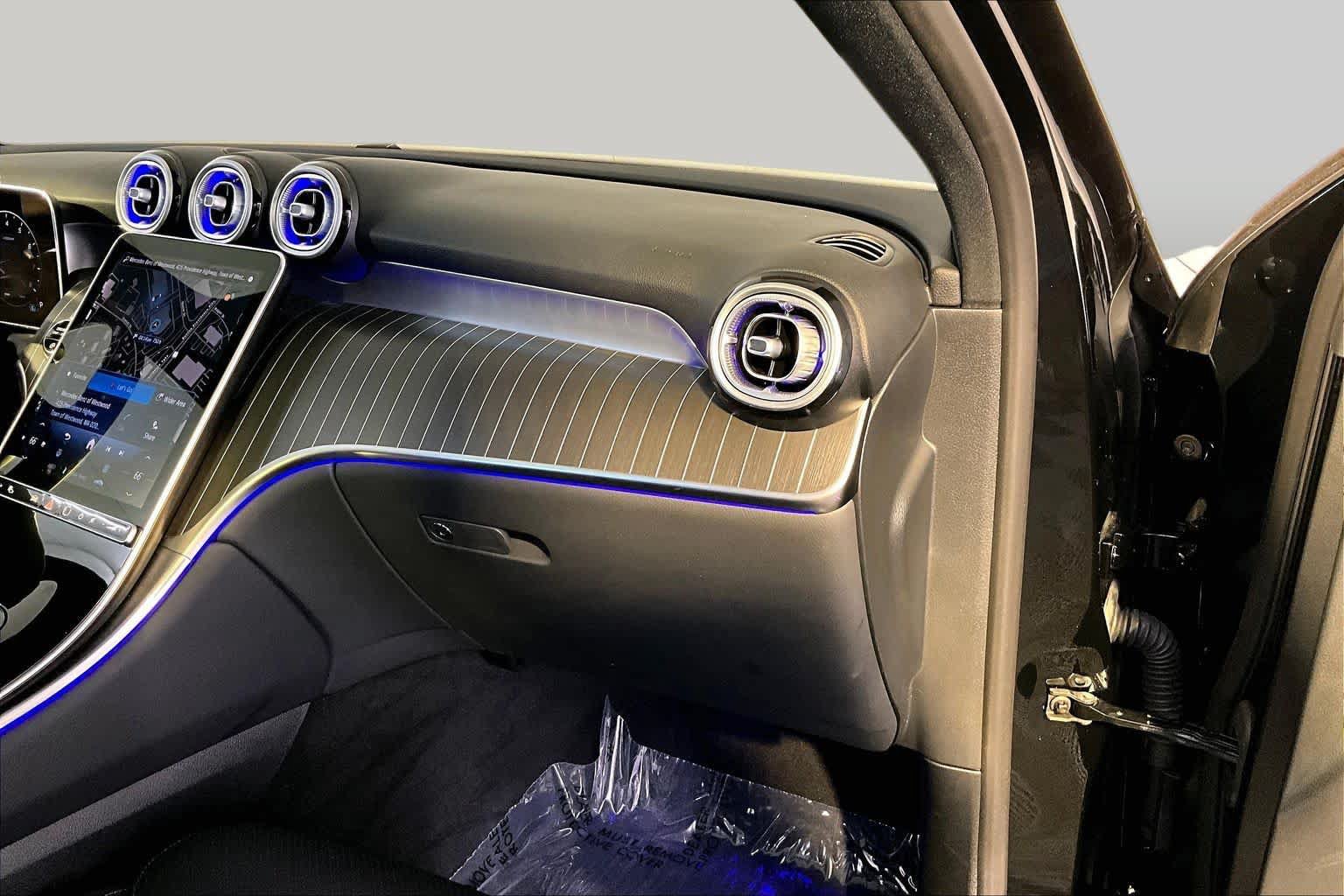 Certified 2026 Mercedes-Benz GLC 300 4MATIC image 19