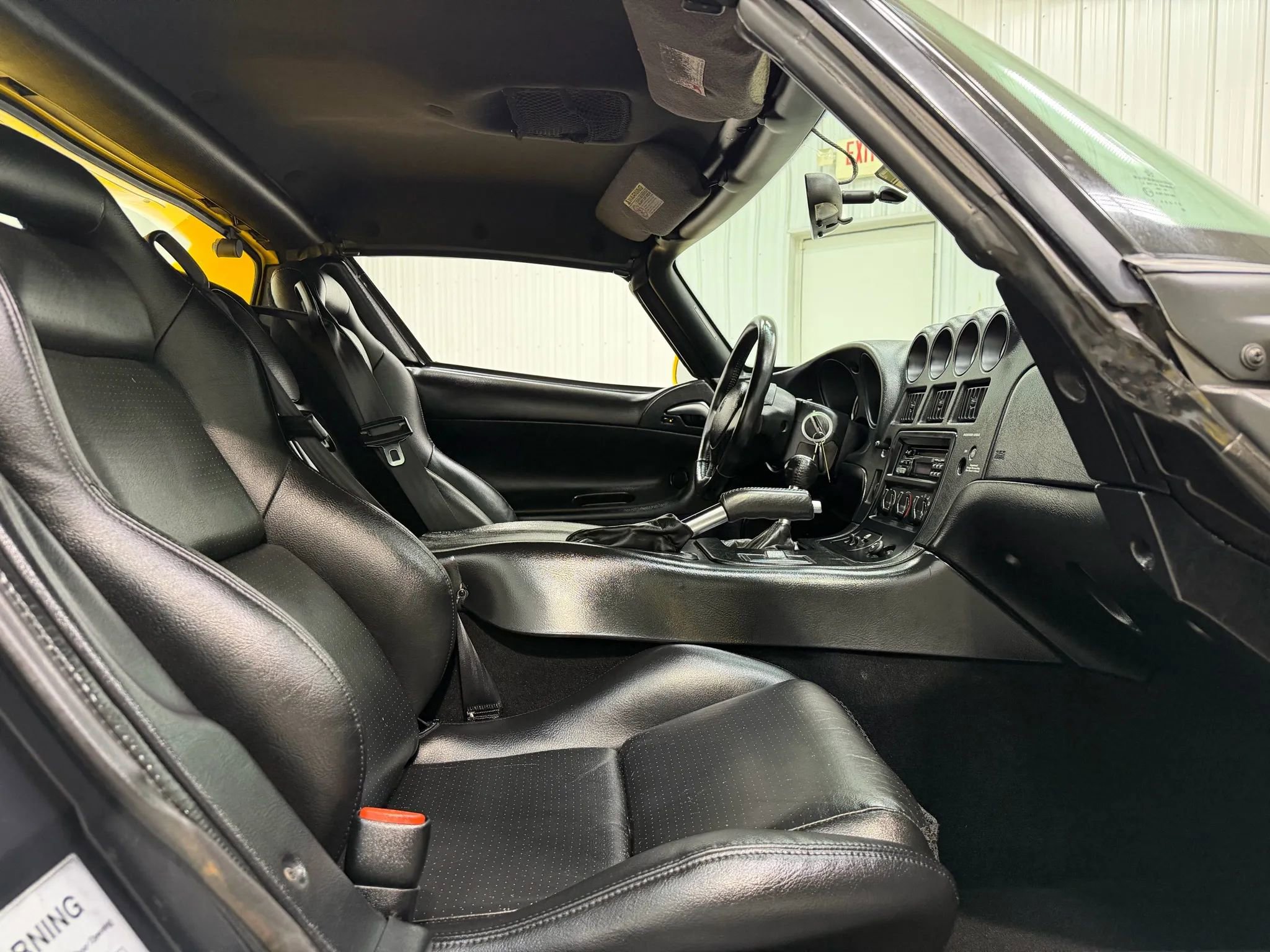 Used 2001 Dodge Viper RT/10 image 26