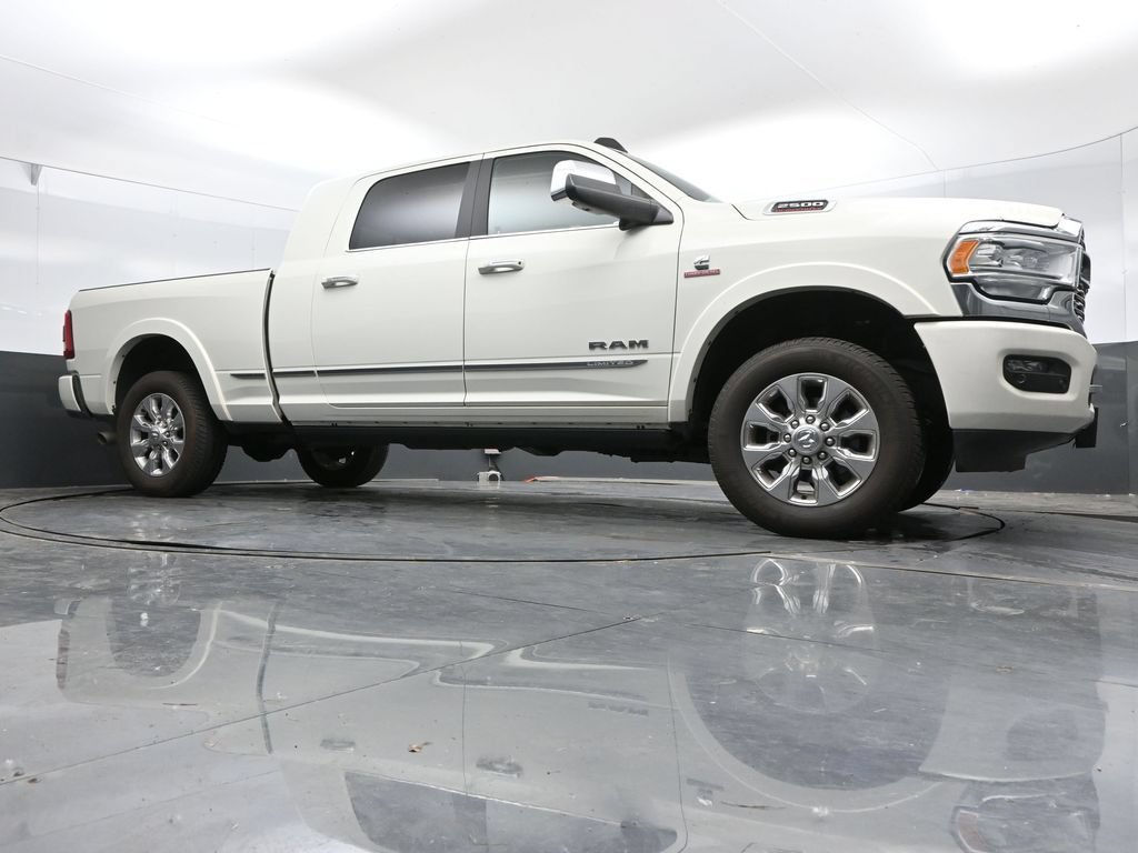 Used 2022 RAM 2500 Limited AWD/4WD image 43
