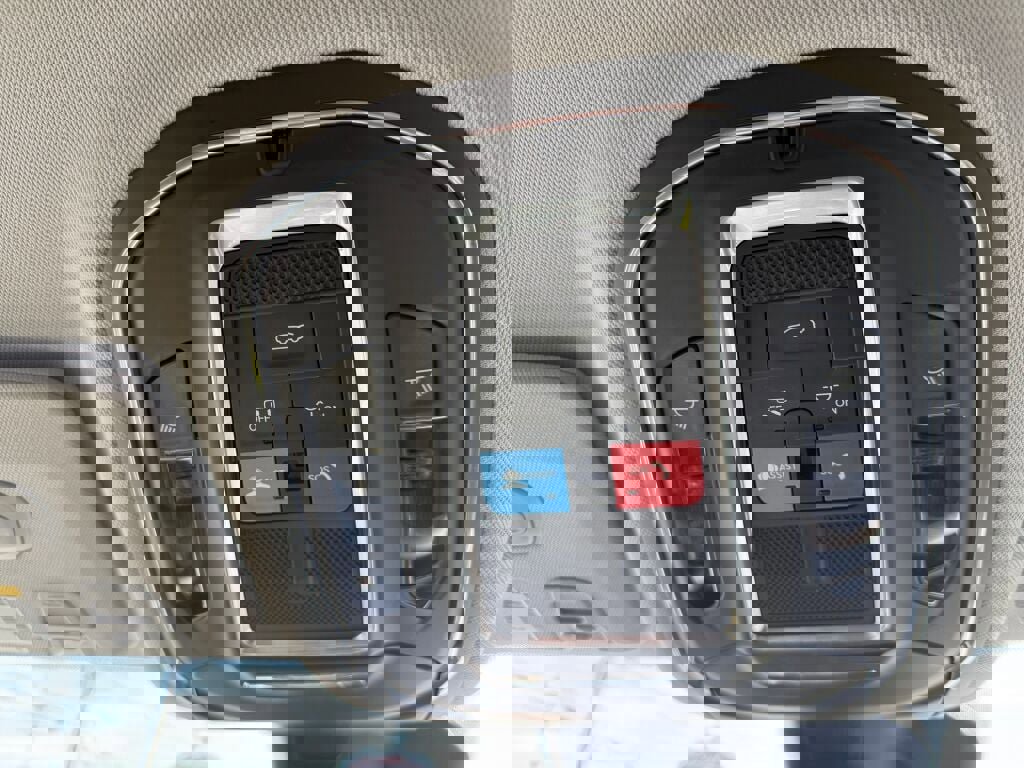 Used 2021 Jeep Grand Cherokee L Limited image 22