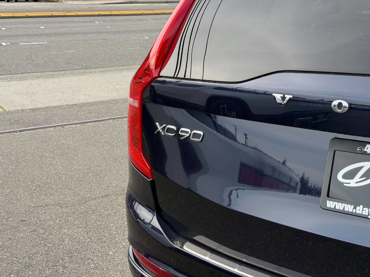 Used 2016 Volvo XC90 T5 Momentum AWD/4WD image 6