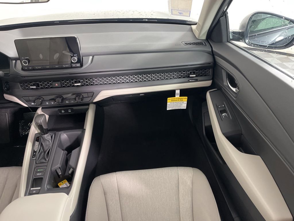 New 2025 Honda Accord SE image 14