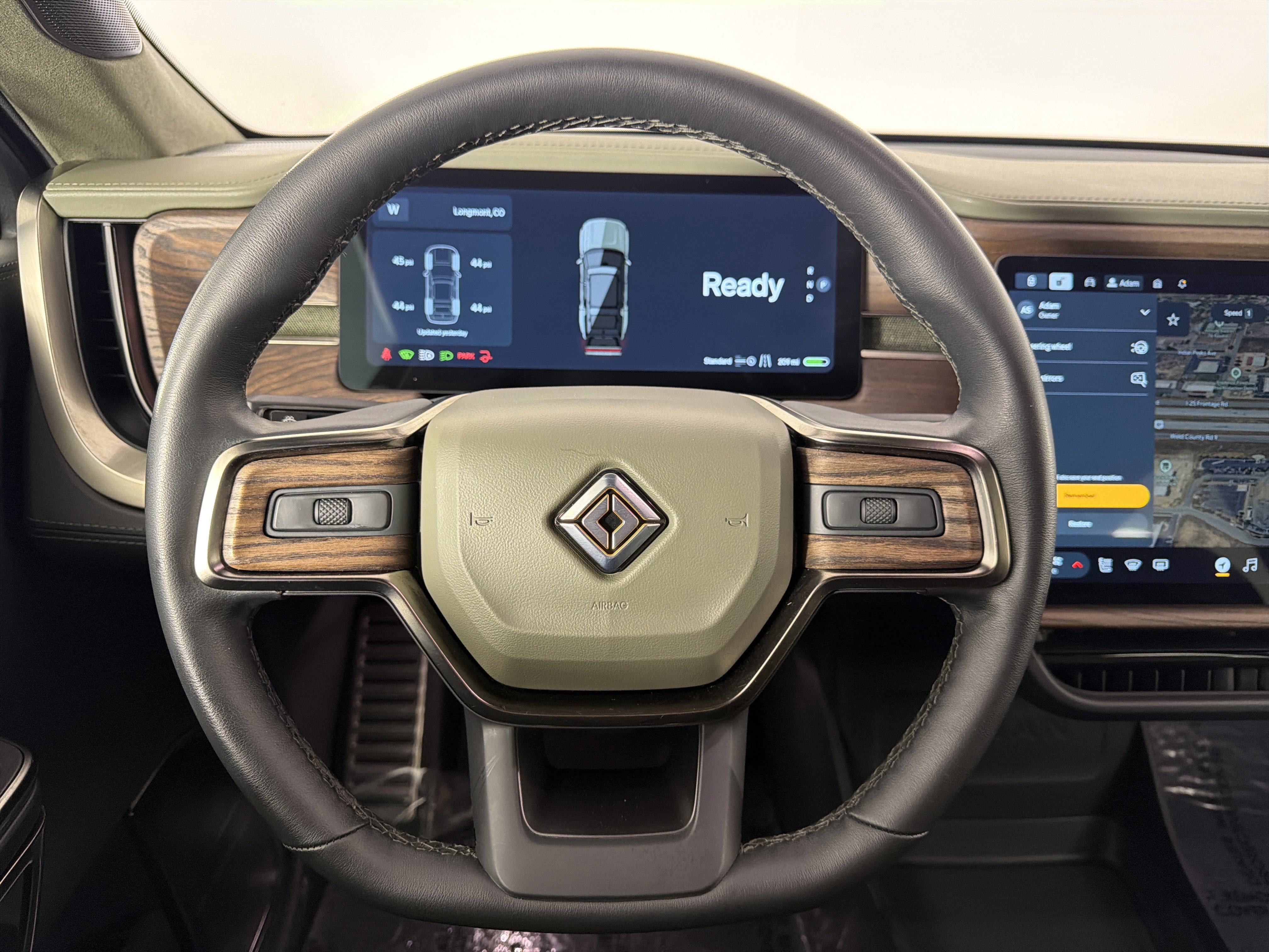 Used 2023 Rivian R1S Launch Edition image 17