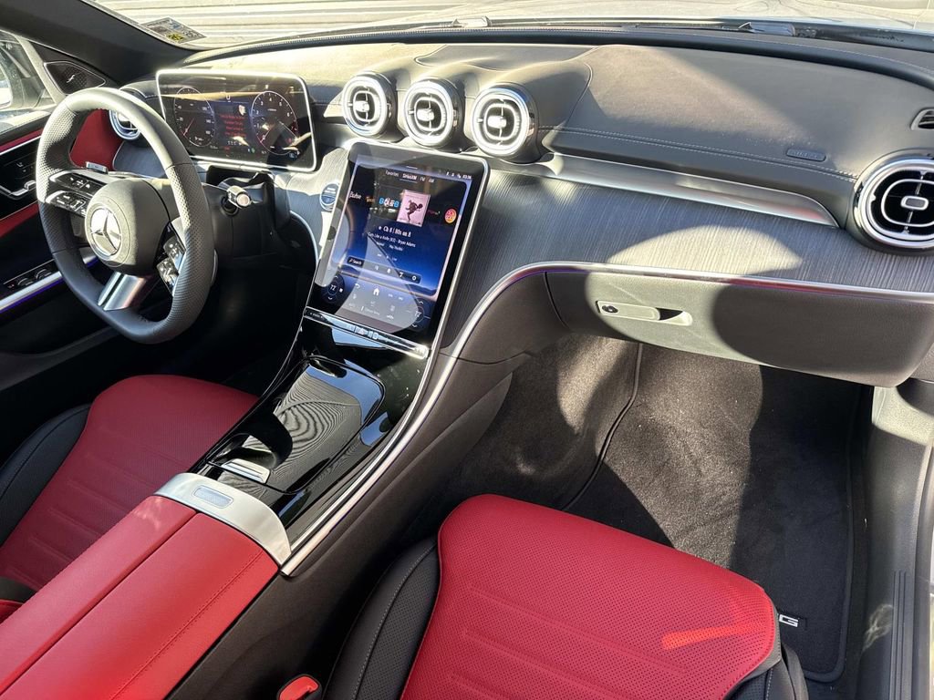 Used 2025 Mercedes-Benz C 300 Sedan image 18