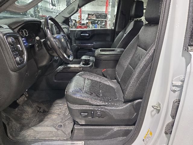 Used 2021 Chevrolet Silverado 1500 LTZ w/ Z71 Off-Road Package AWD/4WD image 13