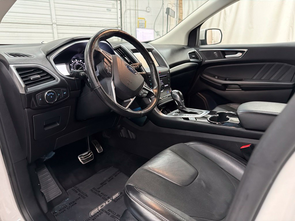 Used 2015 Ford Edge Sport w/ Equipment Group 401A AWD/4WD image 14