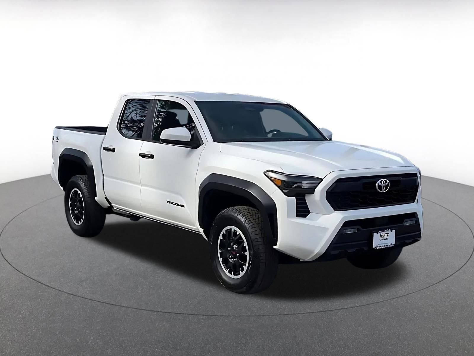 Used 2025 Toyota Tacoma TRD Off-Road image 3