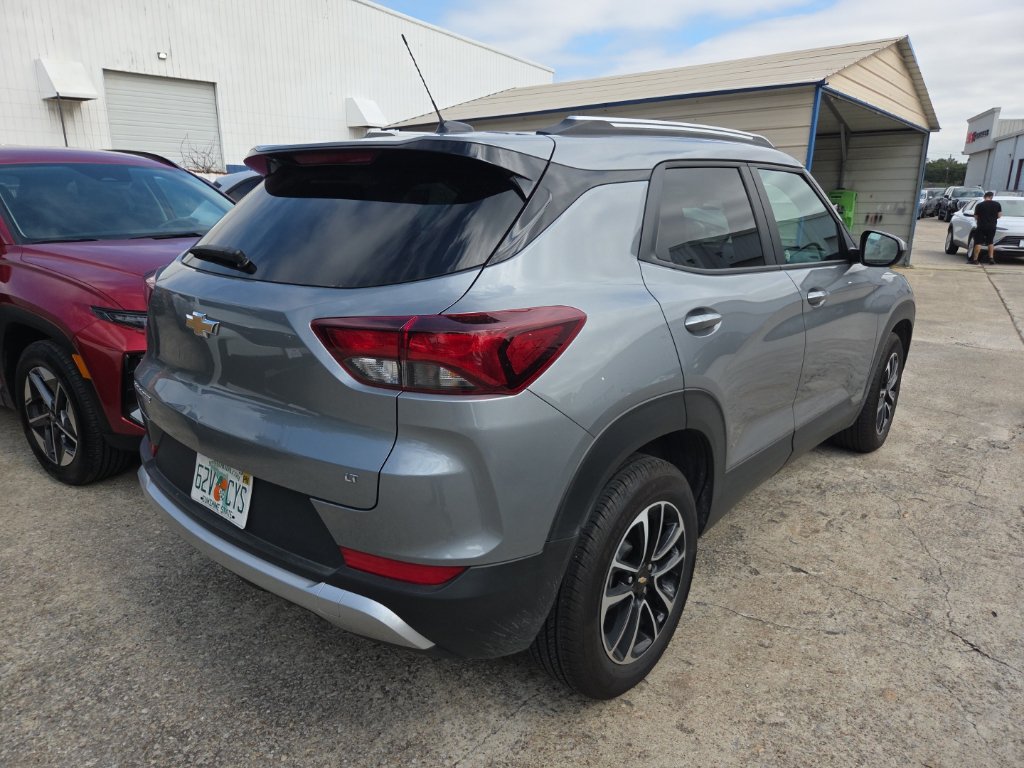 Used 2026 Chevrolet TrailBlazer LT FWD image 9