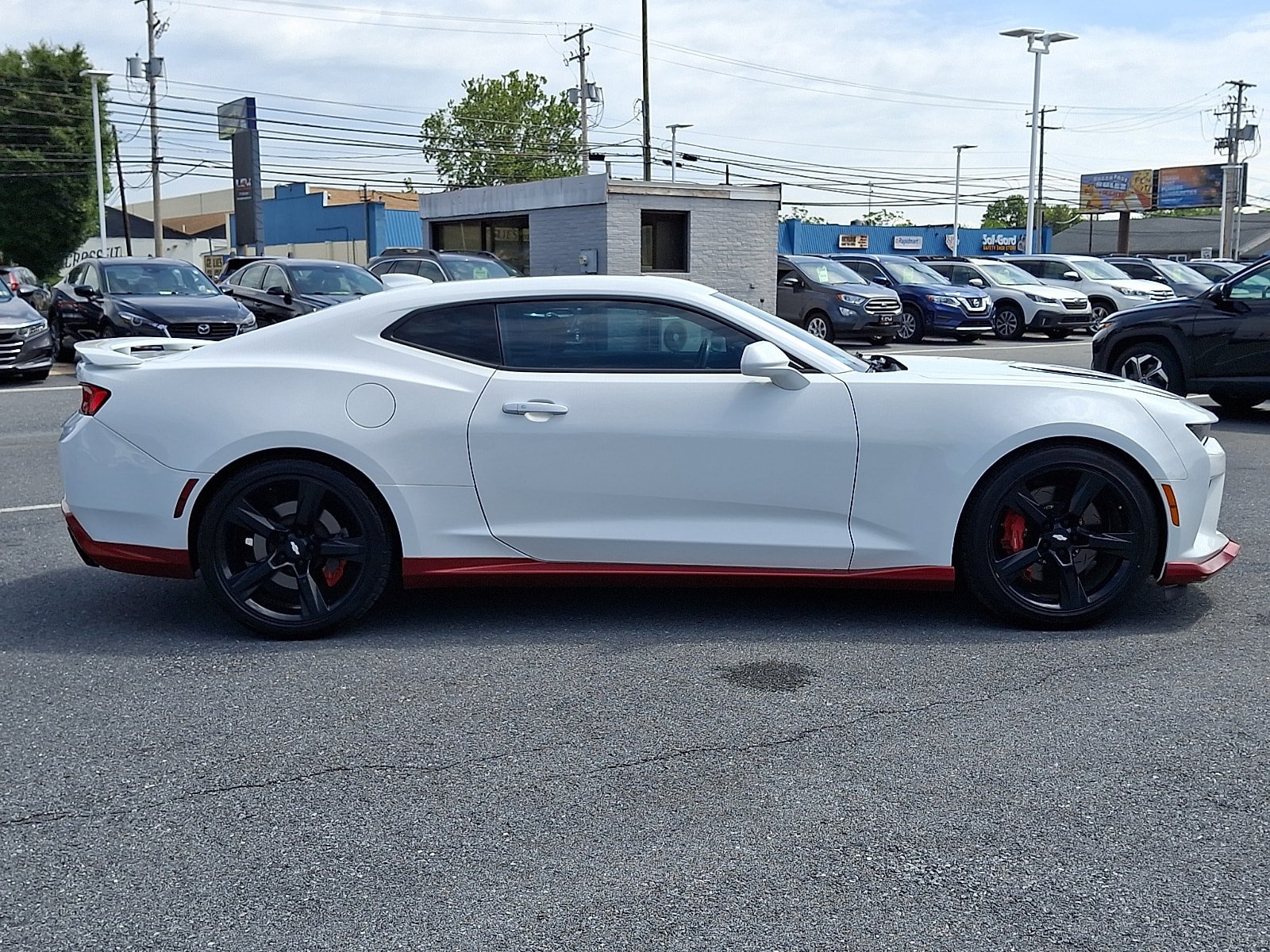 Used 2016 Chevrolet Camaro SS RWD image 4