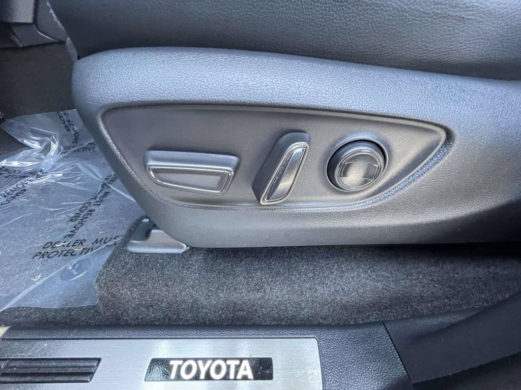 Used 2025 Toyota Land Cruiser w/ Premium Package AWD/4WD image 23