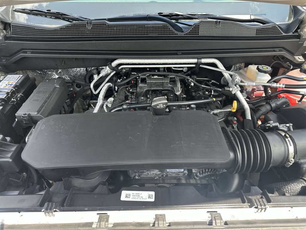 Used 2026 Chevrolet Colorado ZR2 w/ Technology Package AWD/4WD image 35