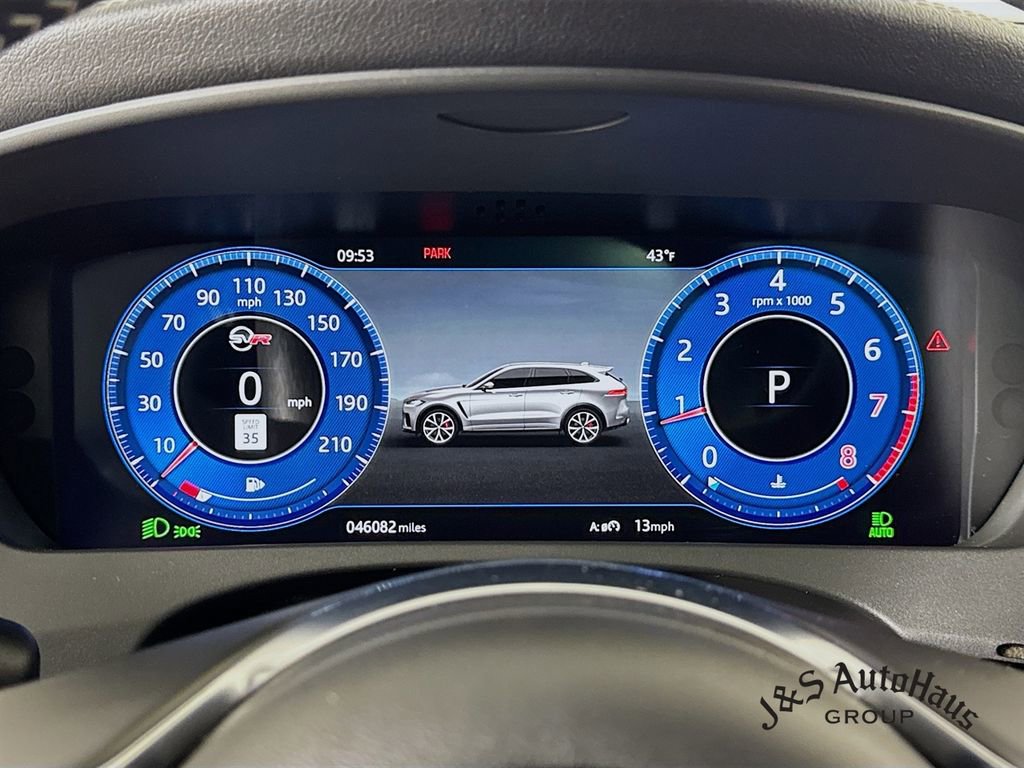 Used 2020 Jaguar F-PACE SVR image 15