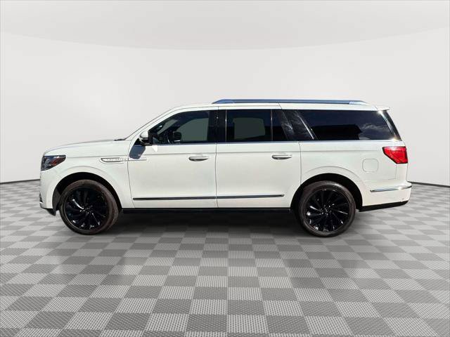 Used 2020 Lincoln Navigator L Reserve w/ Equipment Group 208A Reserve AWD/4WD image 4