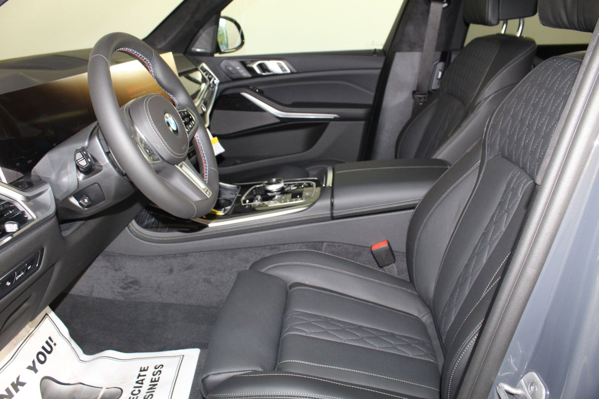 New 2026 BMW X7 M60i image 5