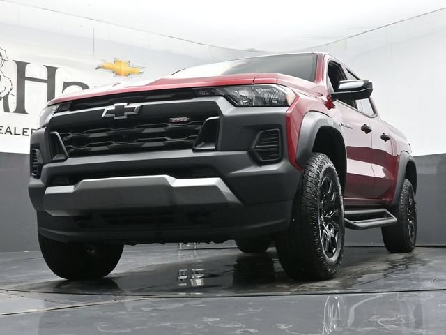 Used 2026 Chevrolet Colorado Trail Boss AWD/4WD image 4
