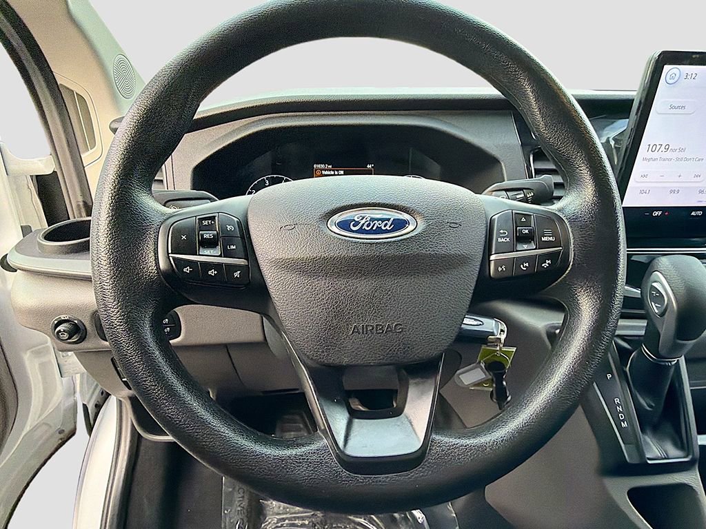 Used 2023 Ford Transit 350 XLT image 27