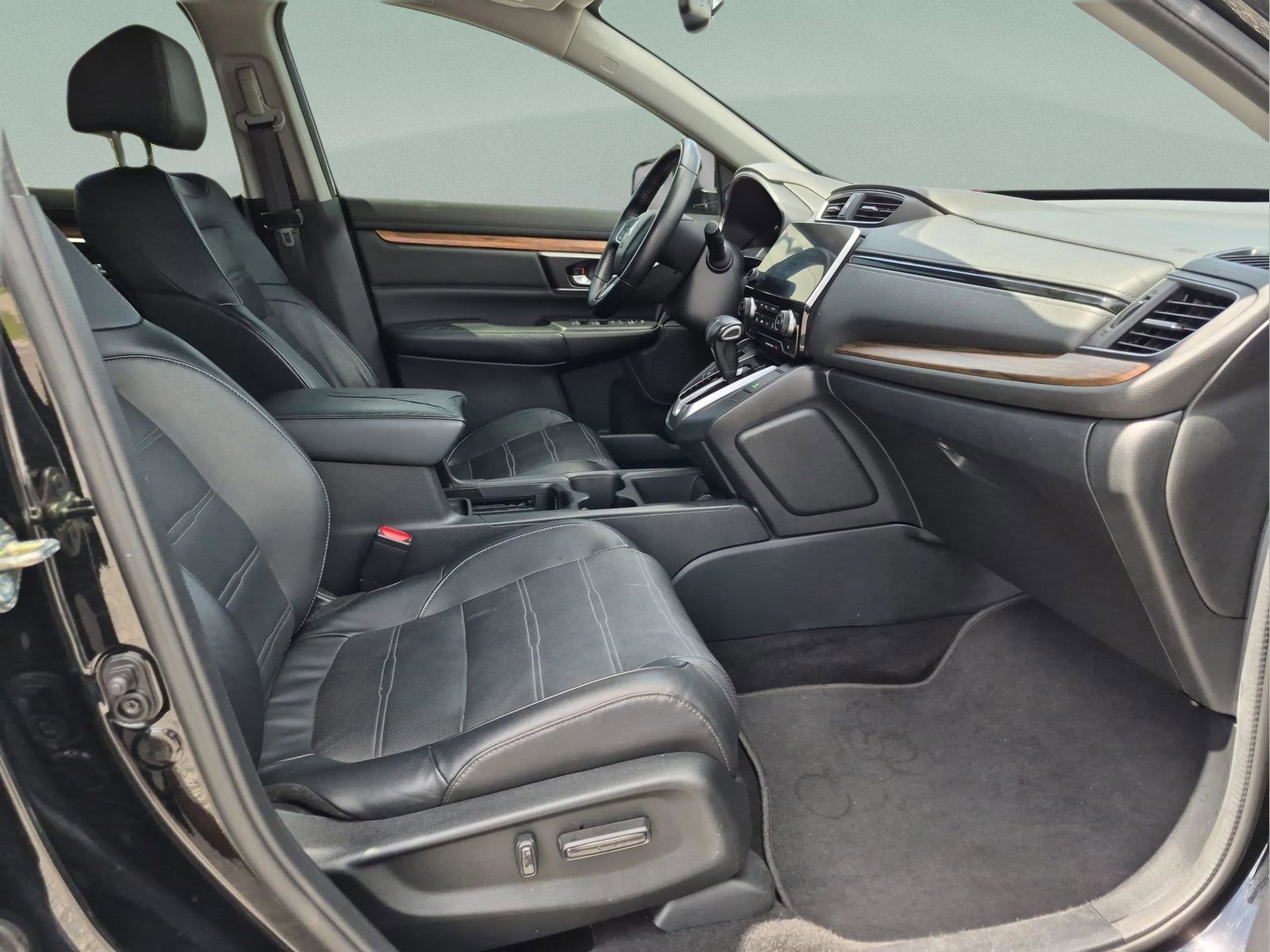 Used 2017 Honda CR-V Touring image 20
